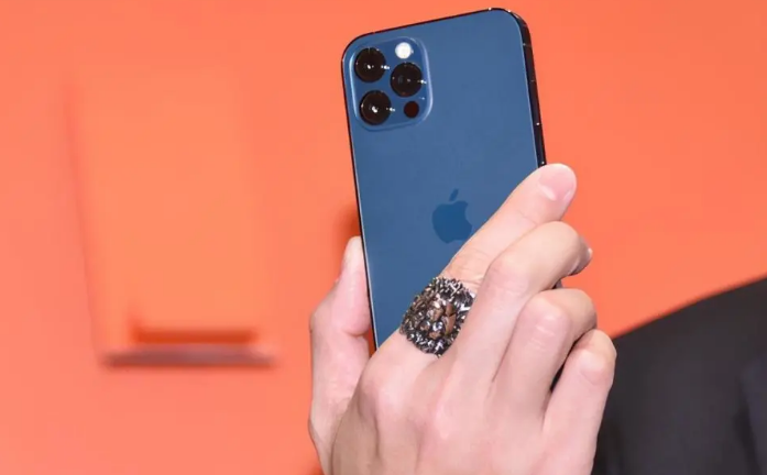 金乡苹果手机维修分享iPhone12系列重启方法教程 